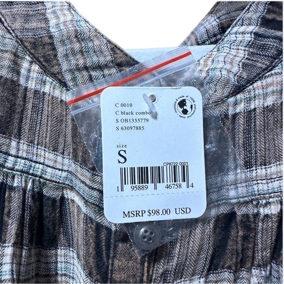 NWT Free People bubble shape plaid print top - Picture 6 of 8